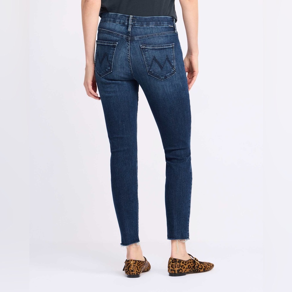 MOTHER The Looker Ankle Fray High Waisted Jeans Size 26 - Picture 2 of 10